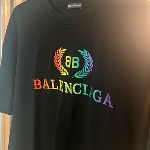 Good as new balenciaga T shirt